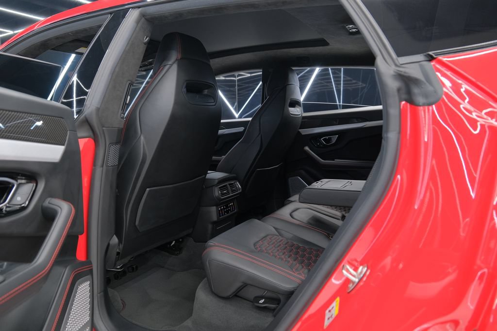 Used 2021 Lamborghini Urus AWD/4WD image 49