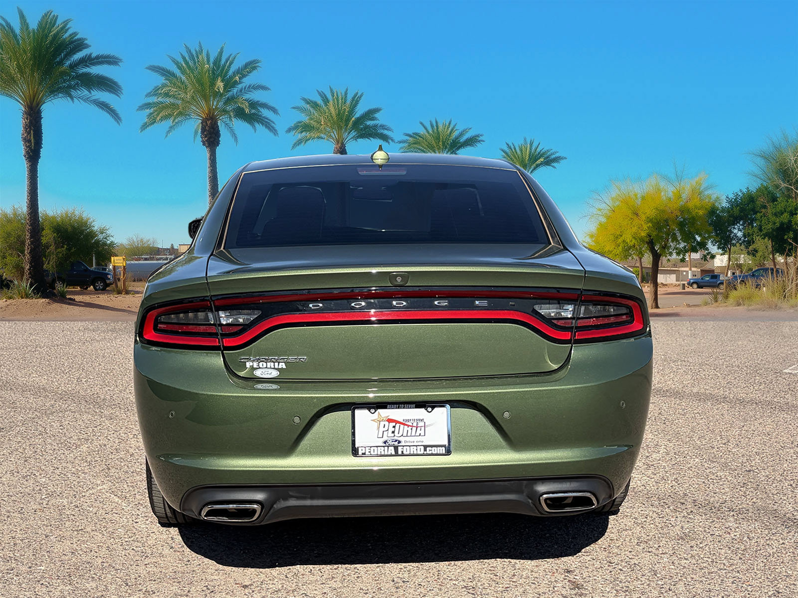 Used 2023 Dodge Charger SXT RWD image 4
