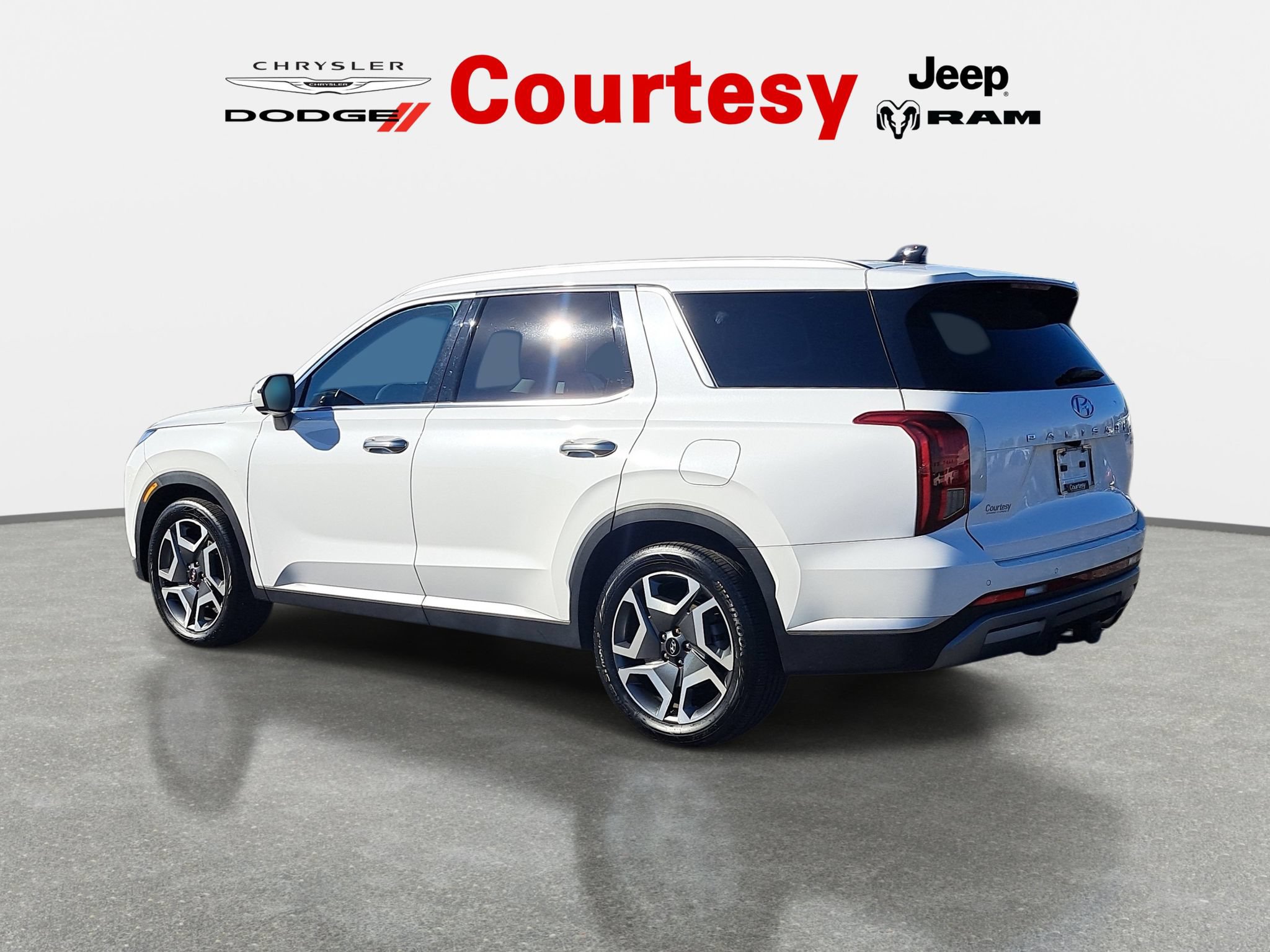 Used 2025 Hyundai Palisade SEL AWD/4WD image 6