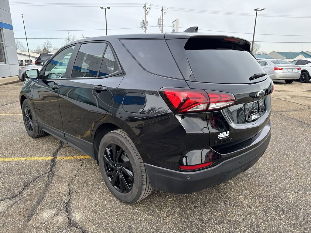 Certified 2023 Chevrolet Equinox LS w/ LS Convenience Package image 2