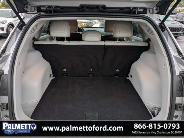 Used 2020 Jeep Compass Latitude w/ Popular Equipment Group FWD image 13