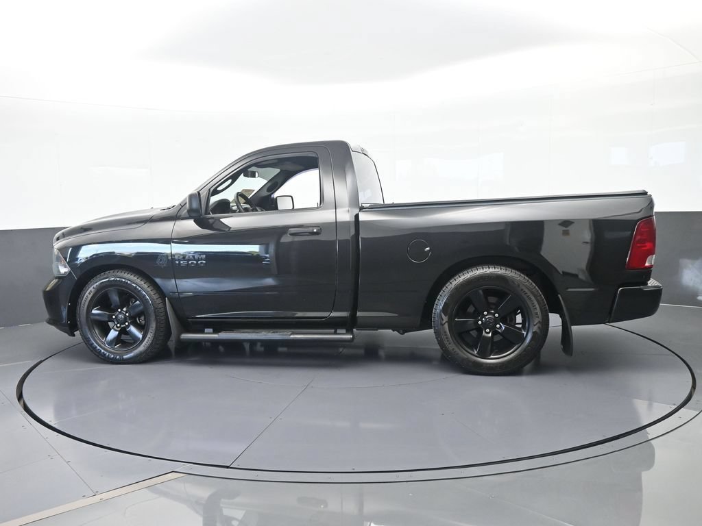 Used 2018 RAM 1500 Express w/ Black Ram 1500 Express Group RWD image 3
