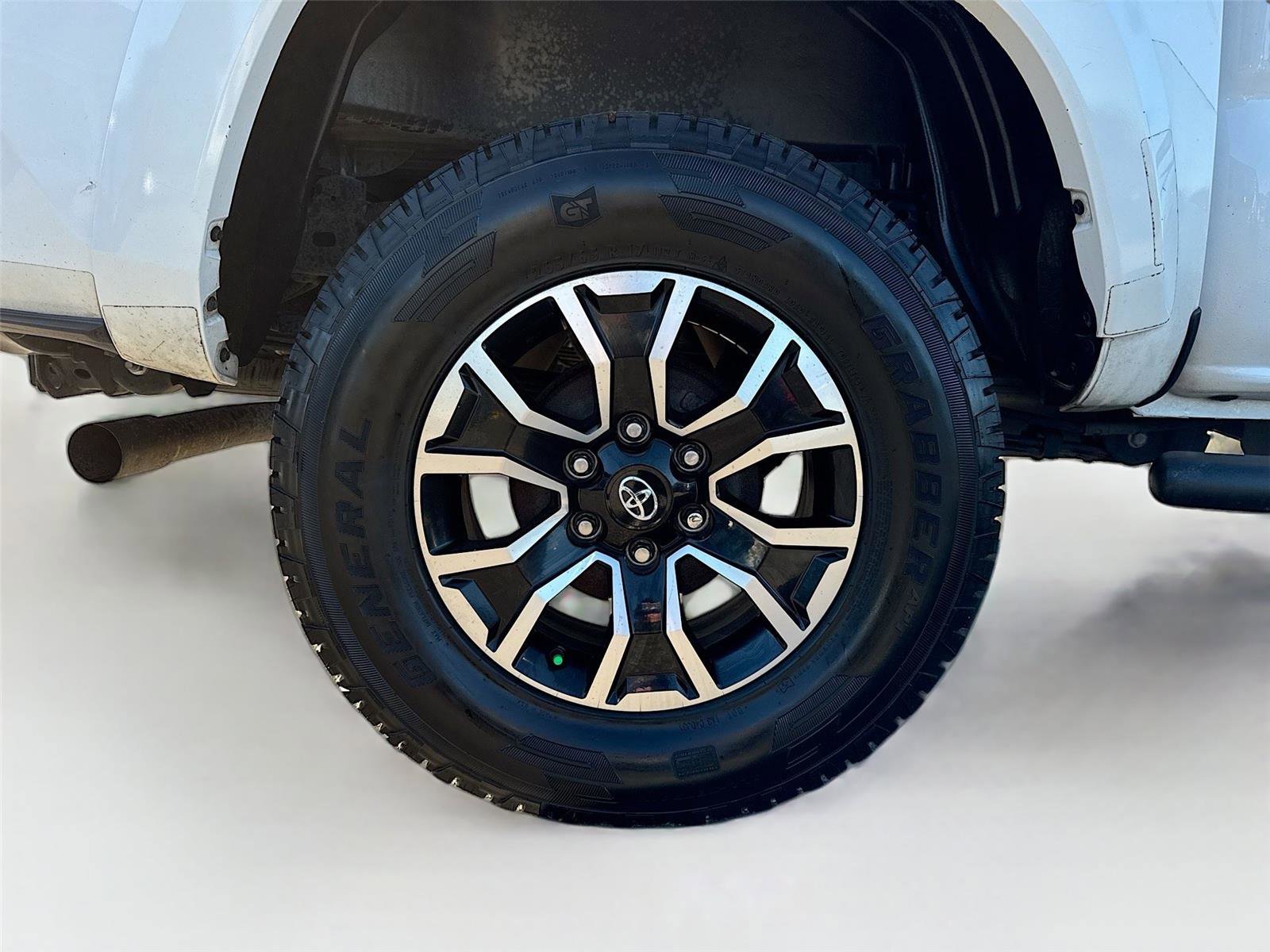 Used 2021 Toyota Tacoma TRD Sport w/ TRD Premium Sport Package image 35