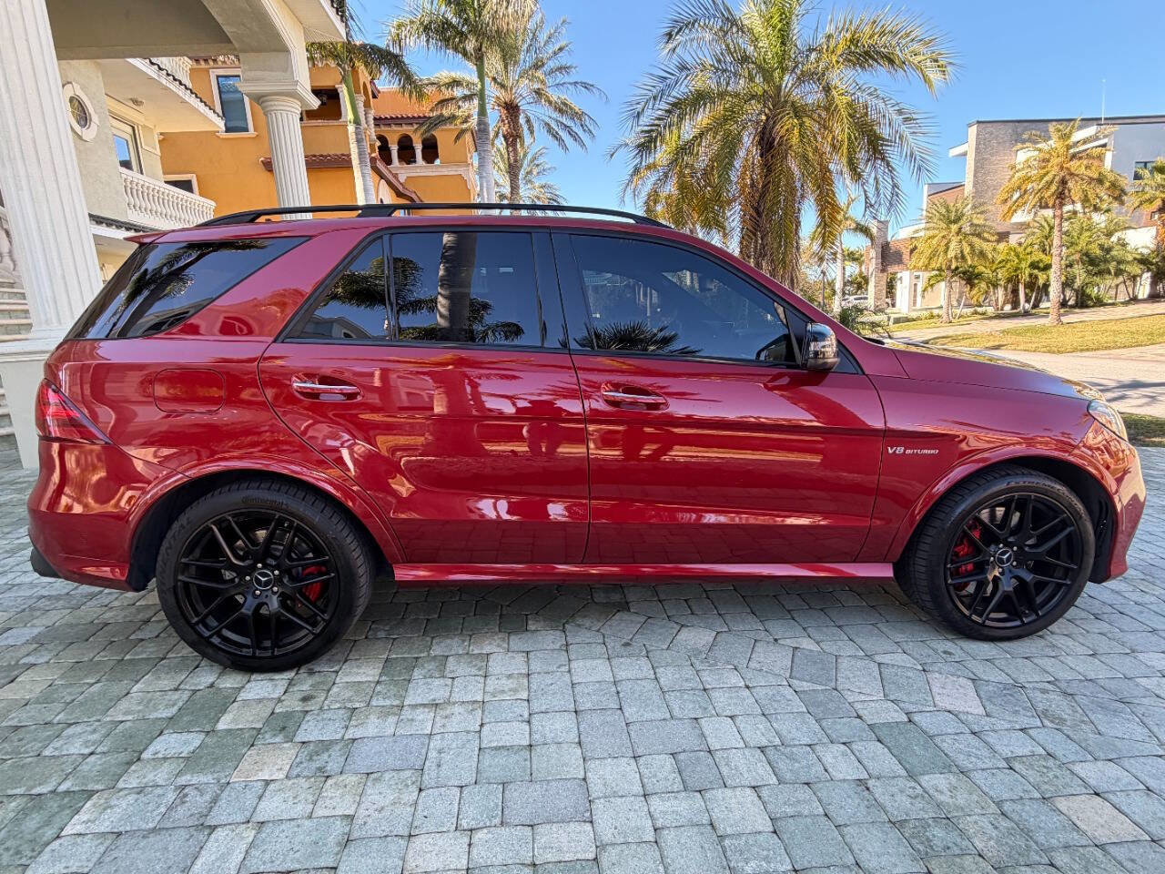 Used 2016 Mercedes-Benz GLE 63 AMG S w/ Driver Assistance Package image 40