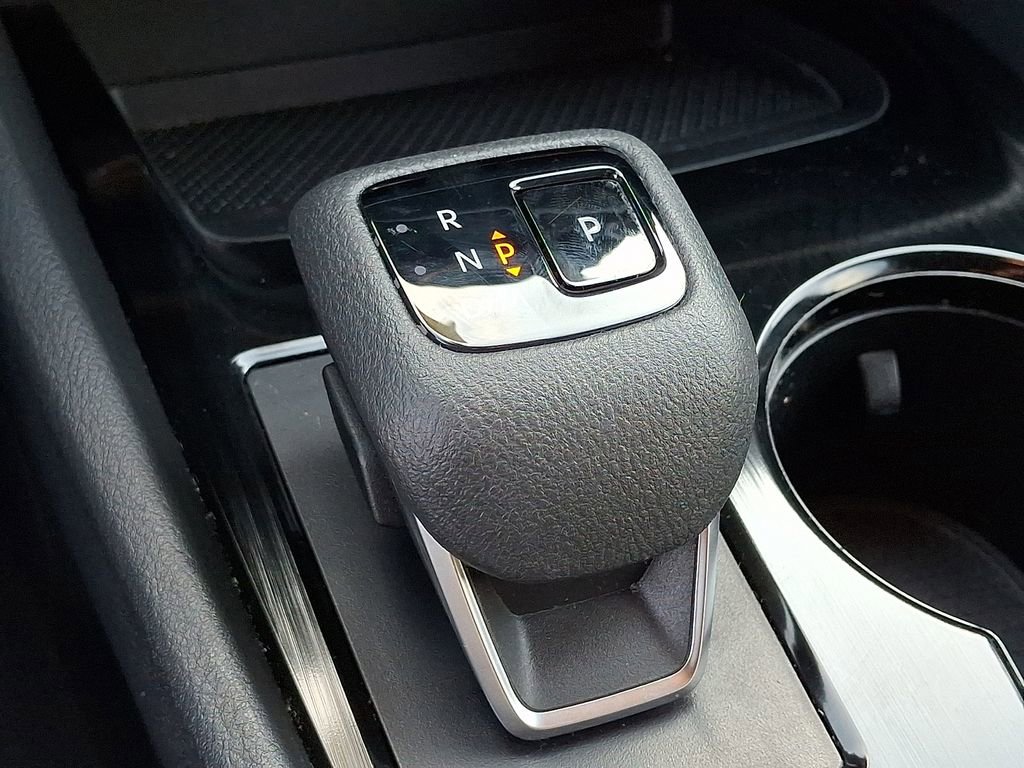 Certified 2023 Nissan Rogue SV AWD/4WD image 16