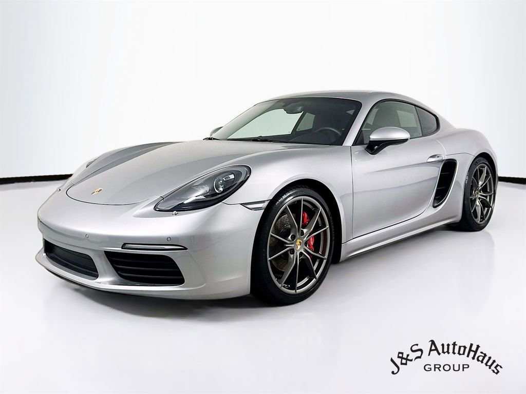 Used 2018 Porsche 718 Cayman S image 3