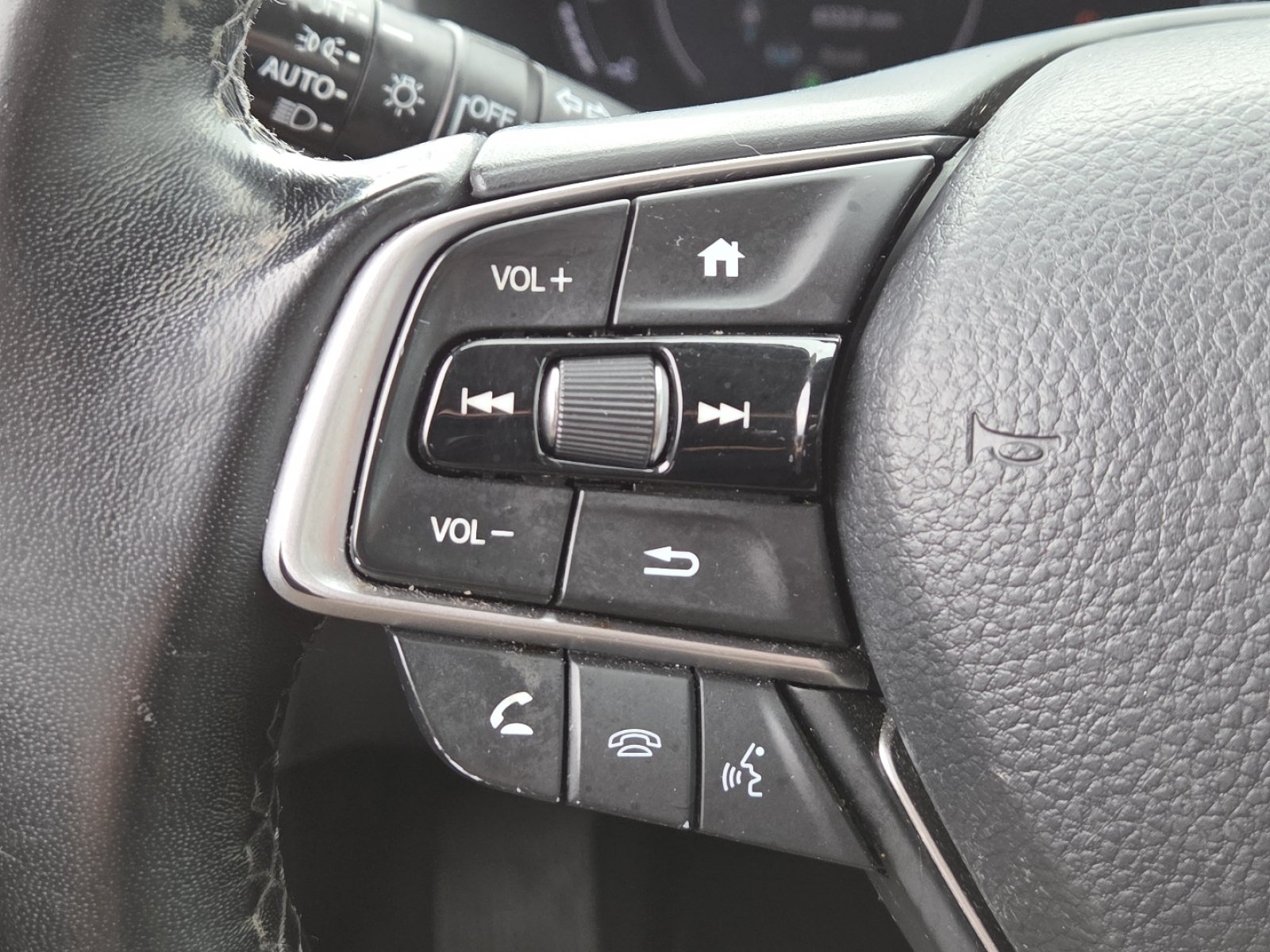 Used 2019 Honda Accord EX-L image 30