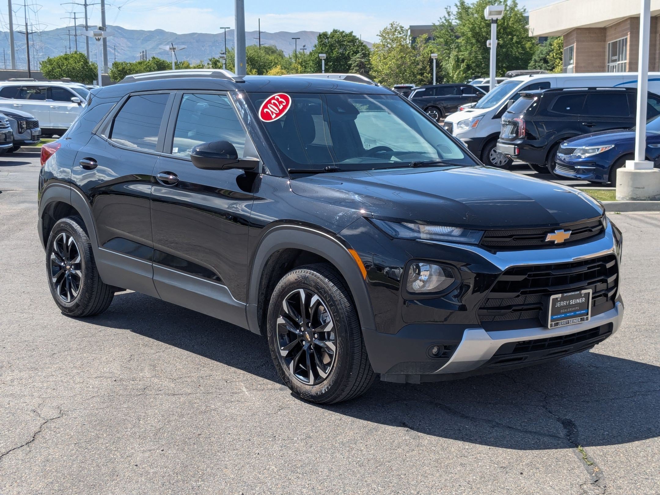Used 2023 Chevrolet TrailBlazer LT FWD image 8