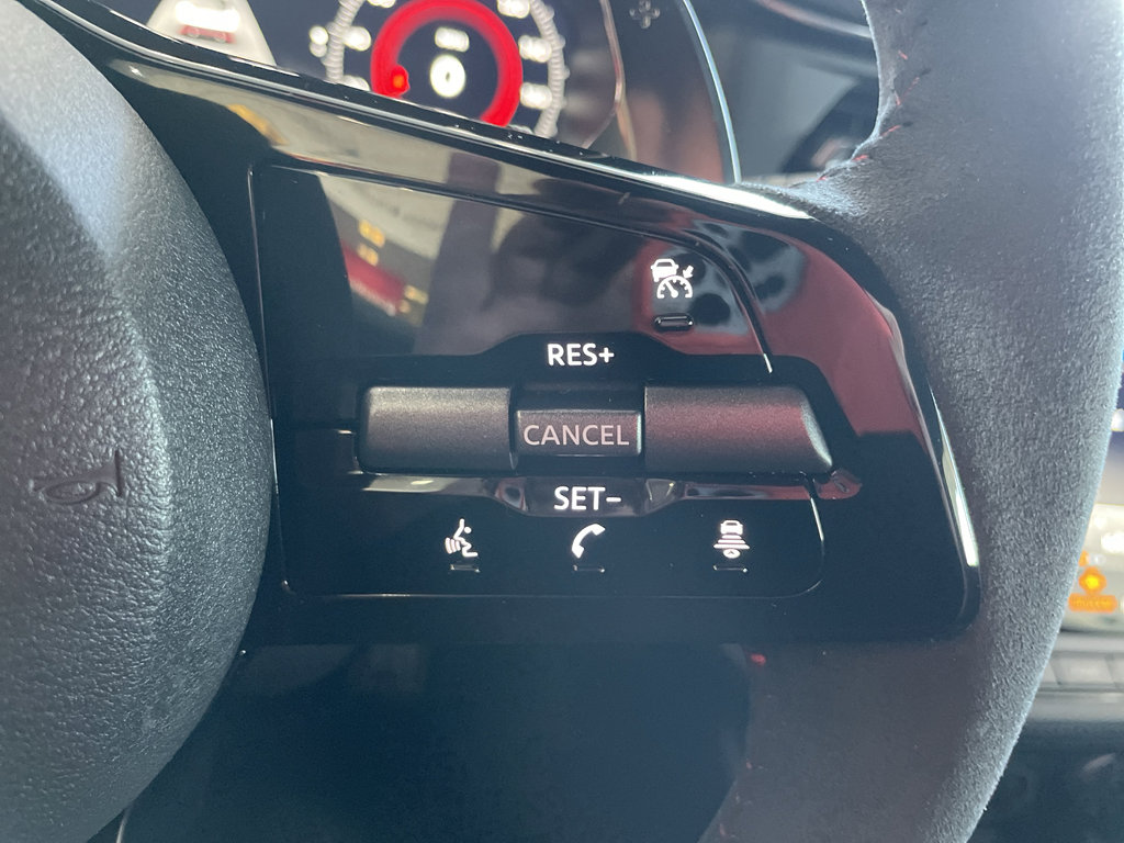 Used 2025 Nissan Z NISMO w/ Floor Mat Package image 14