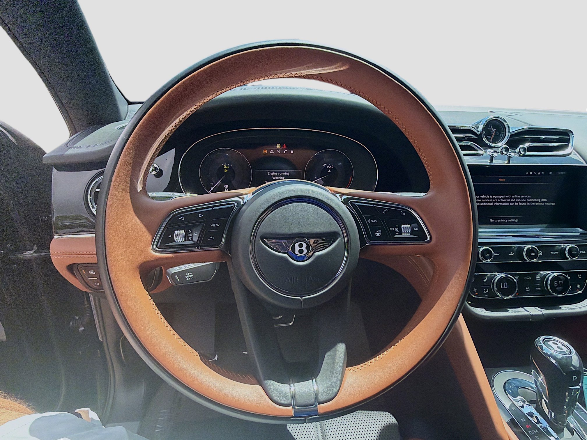 Used 2022 Bentley Bentayga AWD/4WD image 8
