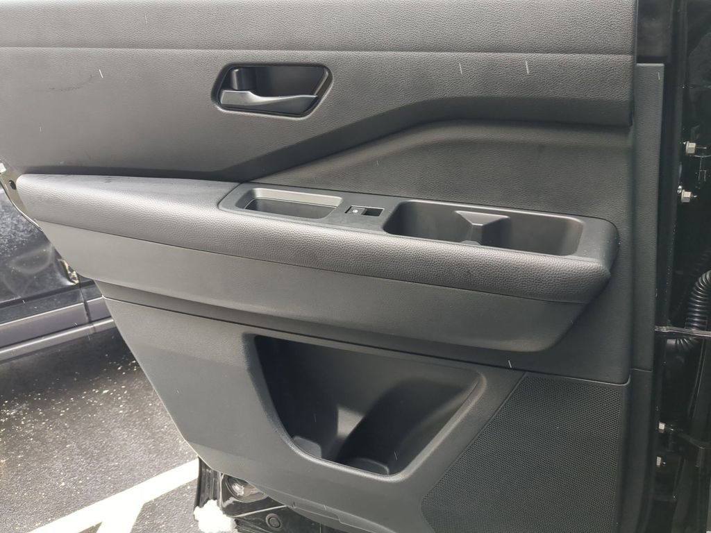 Used 2025 Nissan Pathfinder Rock Creek image 26