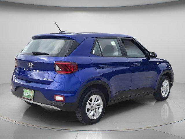 Used 2024 Hyundai Venue SE FWD image 6