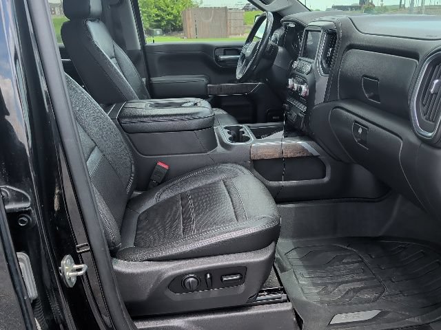 Used 2020 GMC Sierra 1500 Denali w/ Denali Ultimate Package AWD/4WD image 10