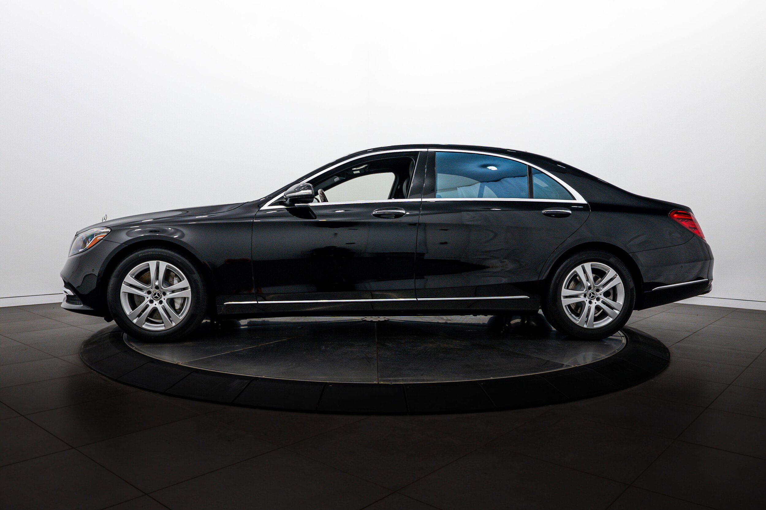 Used 2019 Mercedes-Benz S 450 4MATIC Sedan image 7