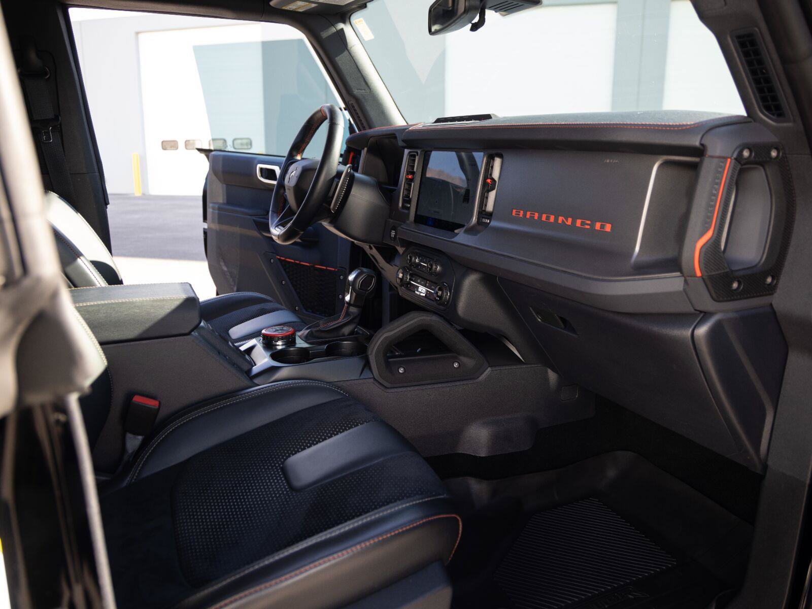 Used 2025 Ford Bronco Raptor AWD/4WD image 28