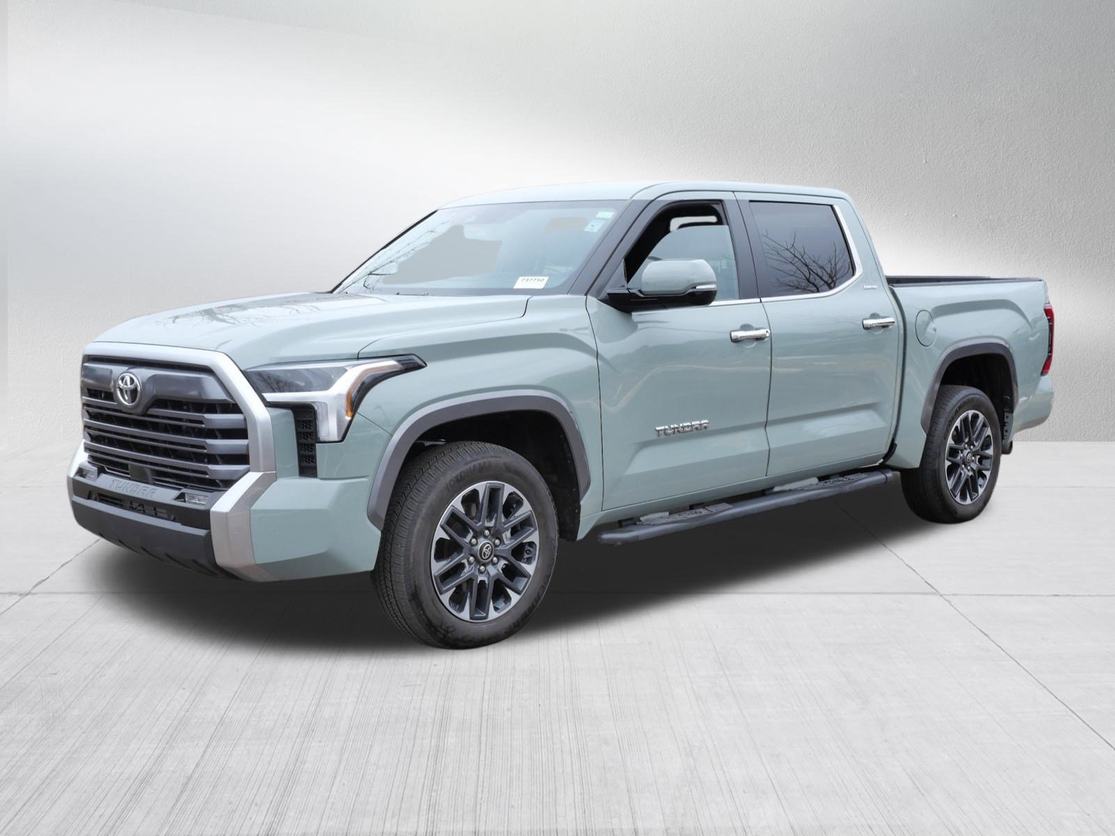 Used 2025 Toyota Tundra Limited image 3