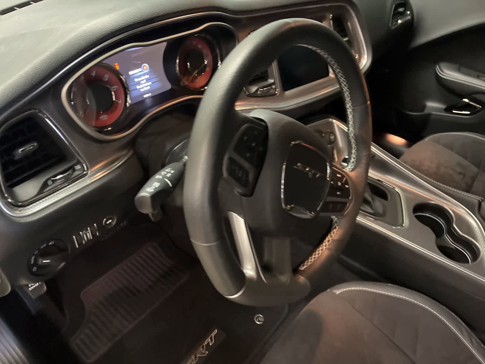 Used 2019 Dodge Challenger SRT Hellcat w/ Plus Package RWD image 26