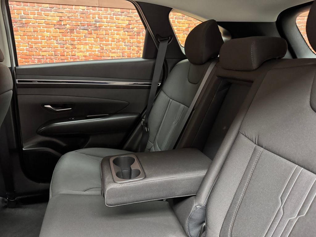 Used 2023 Hyundai Tucson SEL FWD image 3