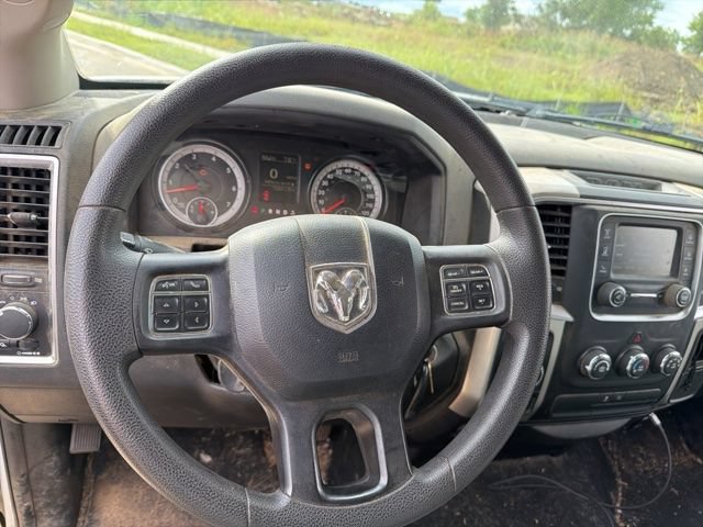 Used 2019 RAM 1500 Classic SLT AWD/4WD image 10