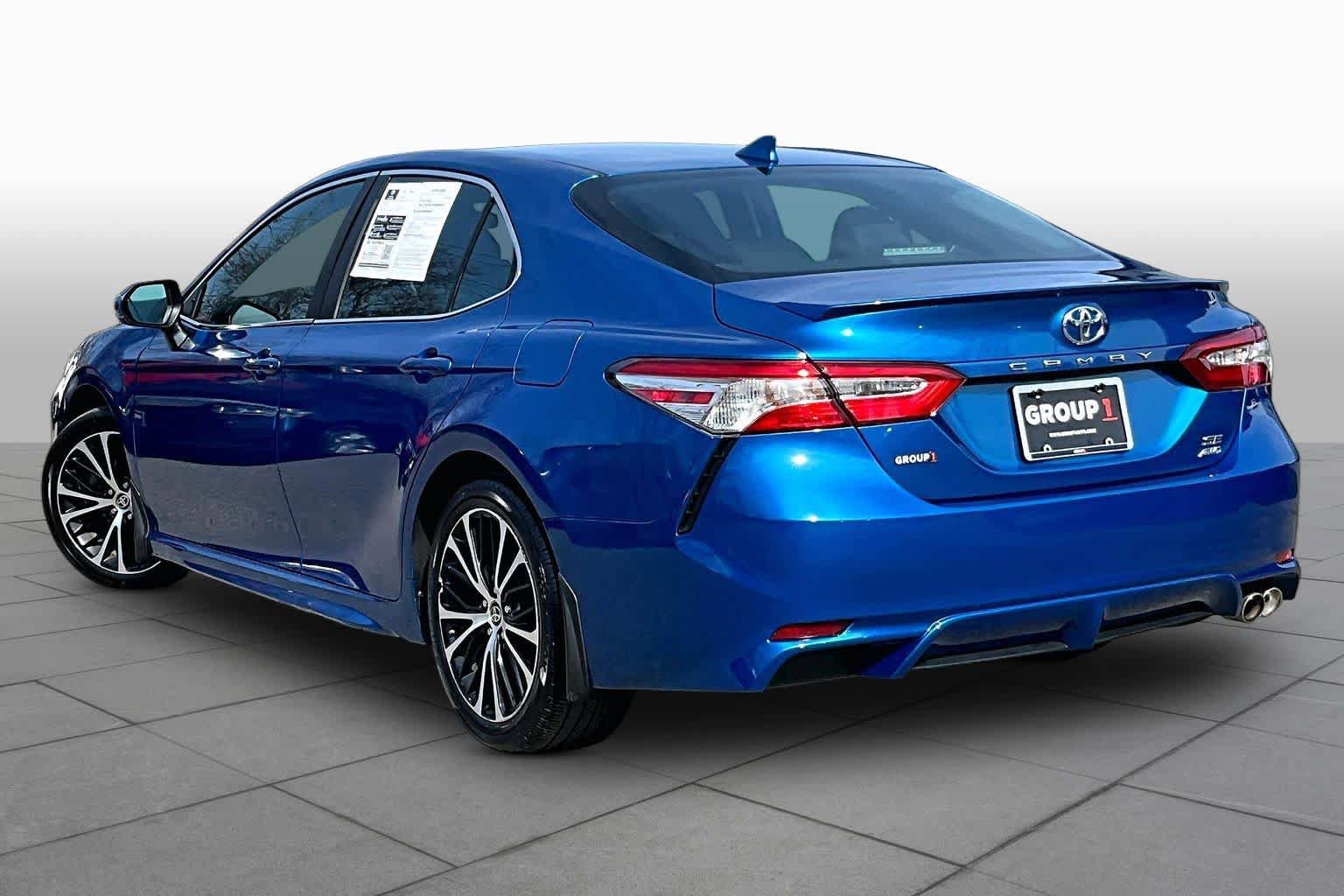 Used 2020 Toyota Camry SE AWD/4WD image 12