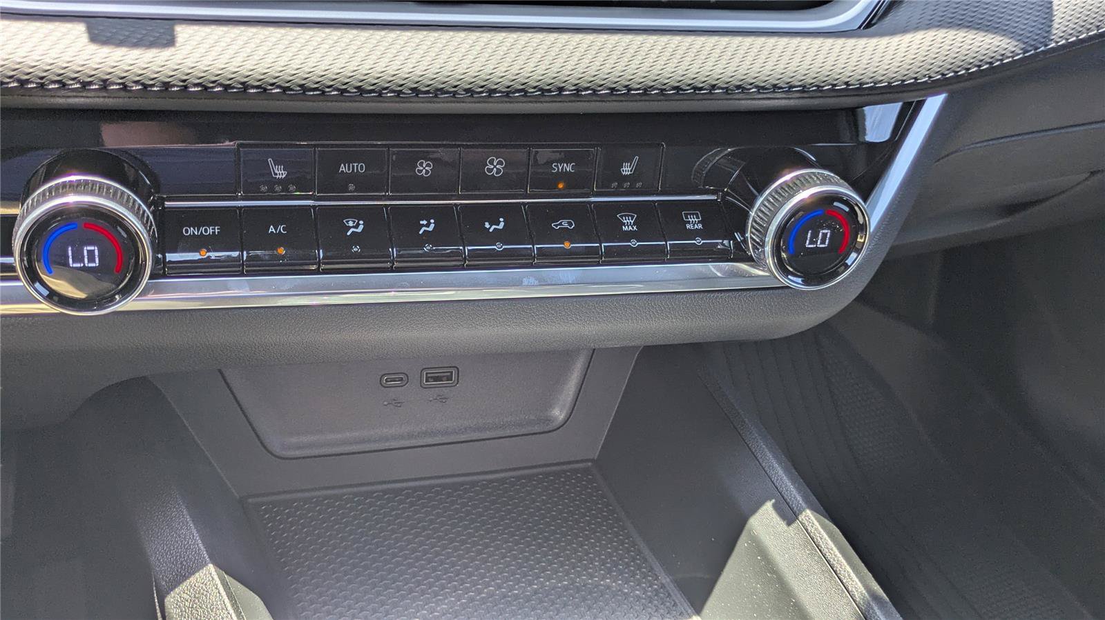 New 2026 Chevrolet Equinox LT FWD image 20
