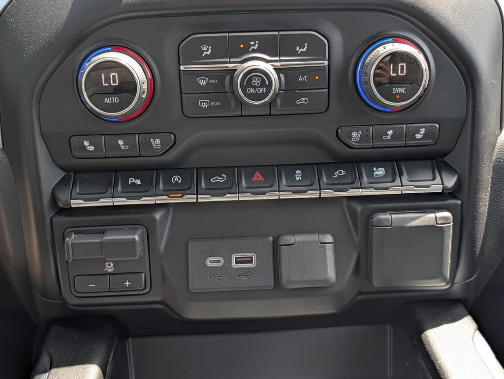 Used 2020 Chevrolet Silverado 1500 LTZ w/ LTZ Plus Package AWD/4WD image 24