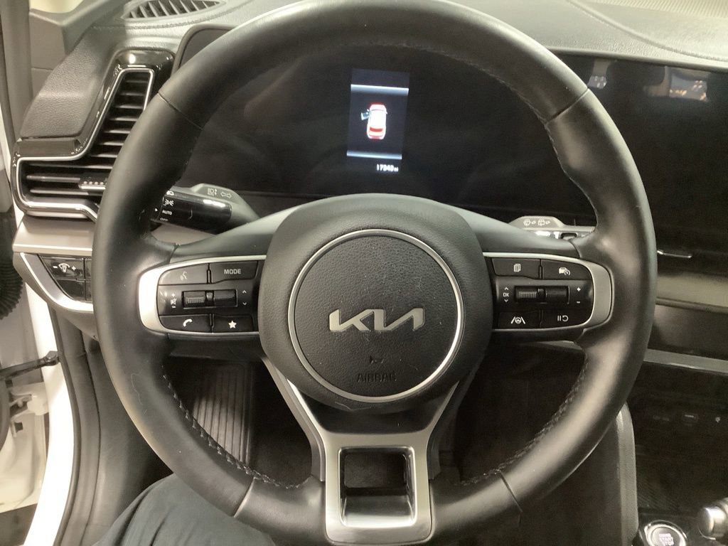 Certified 2023 Kia Sportage EX image 11