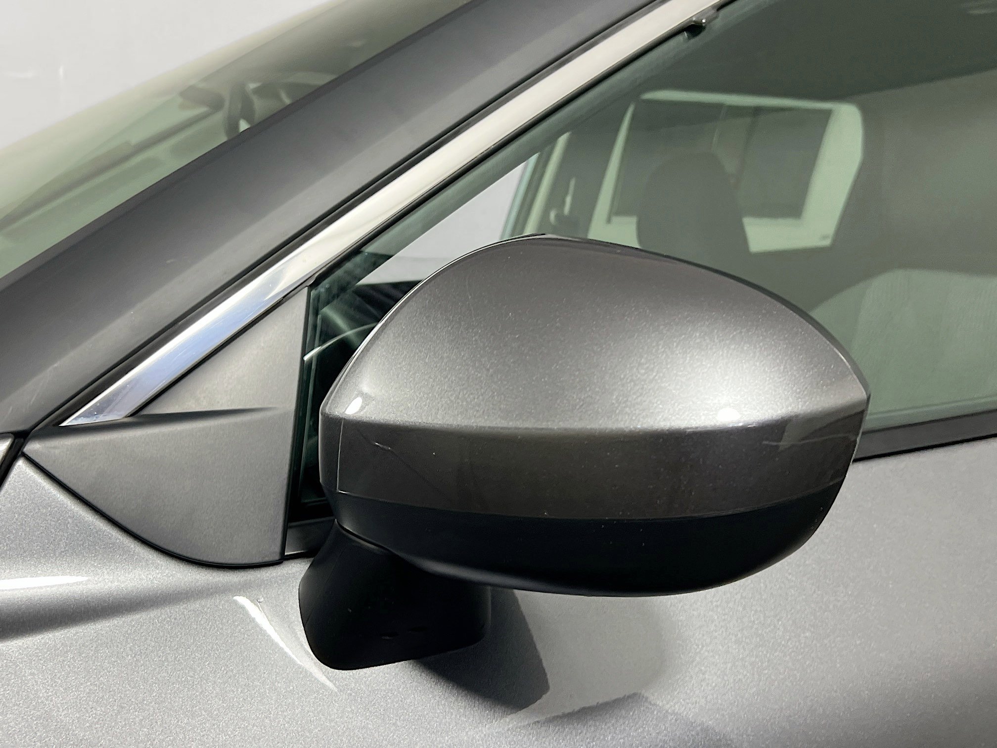 Used 2024 Nissan Rogue SV image 12