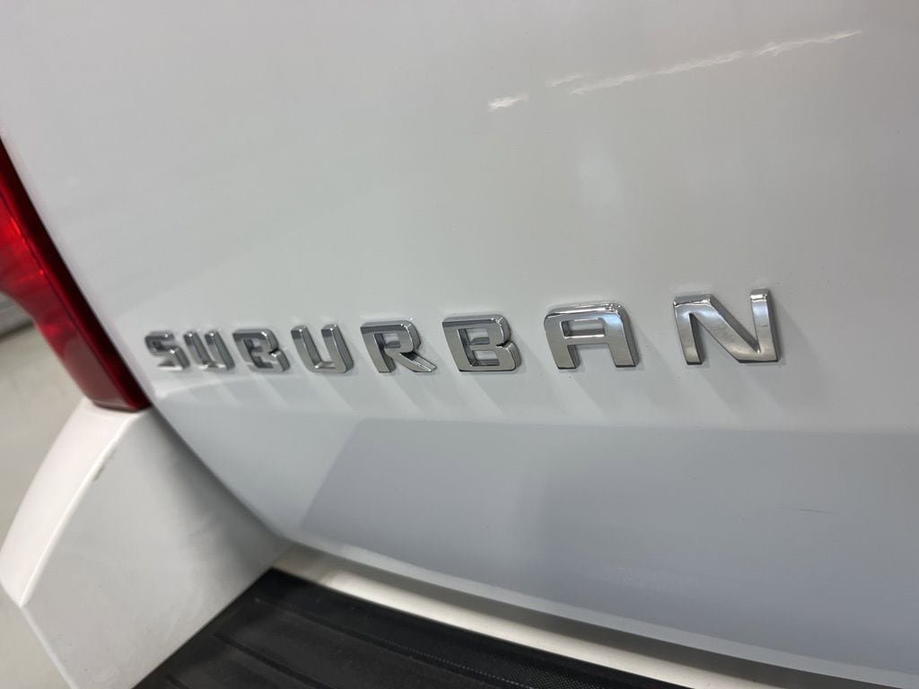 Used 2012 Chevrolet Suburban LT w/ Luxury Package AWD/4WD image 39