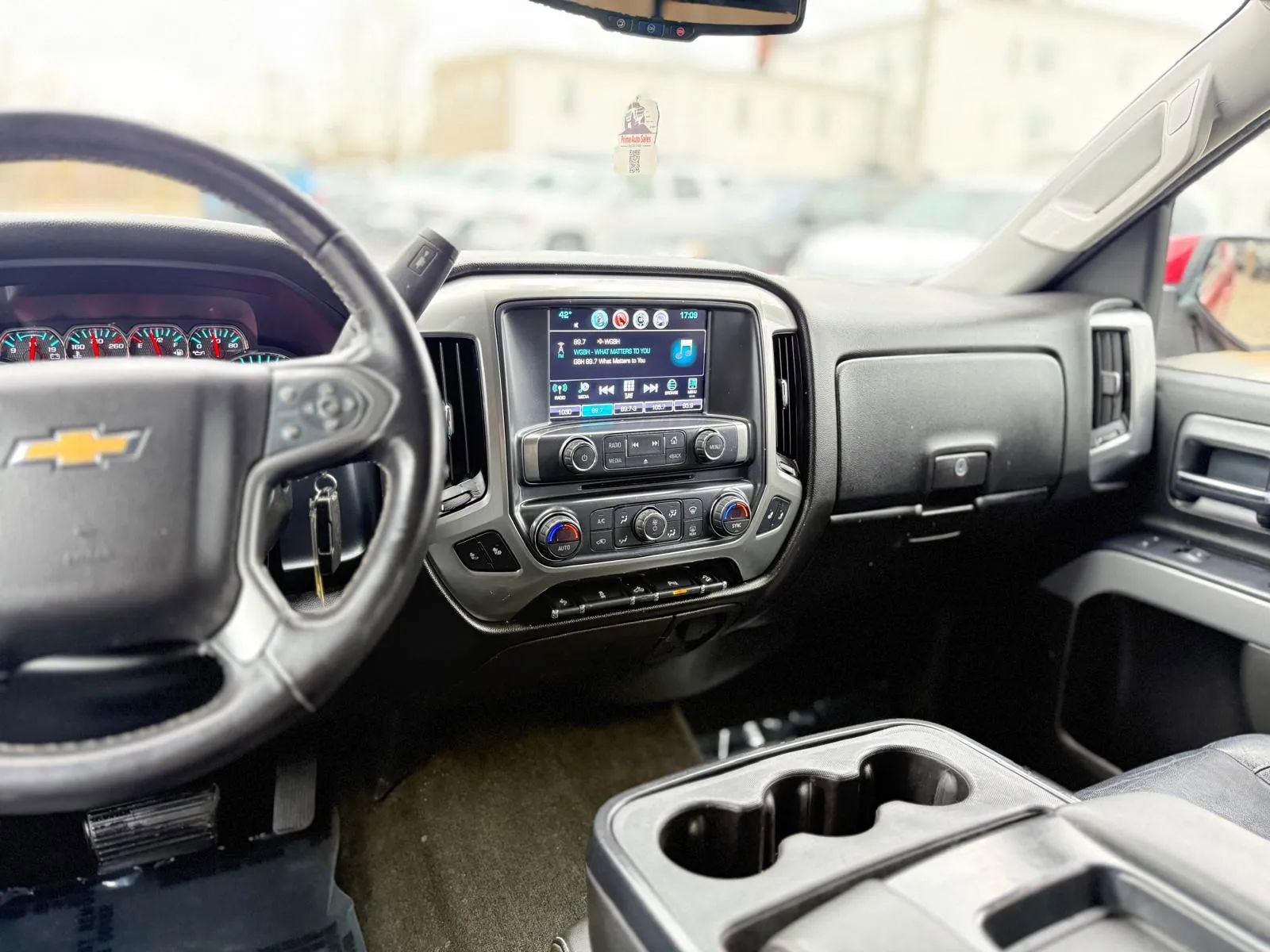 Used 2018 Chevrolet Silverado 1500 LT w/ All Star Edition image 16