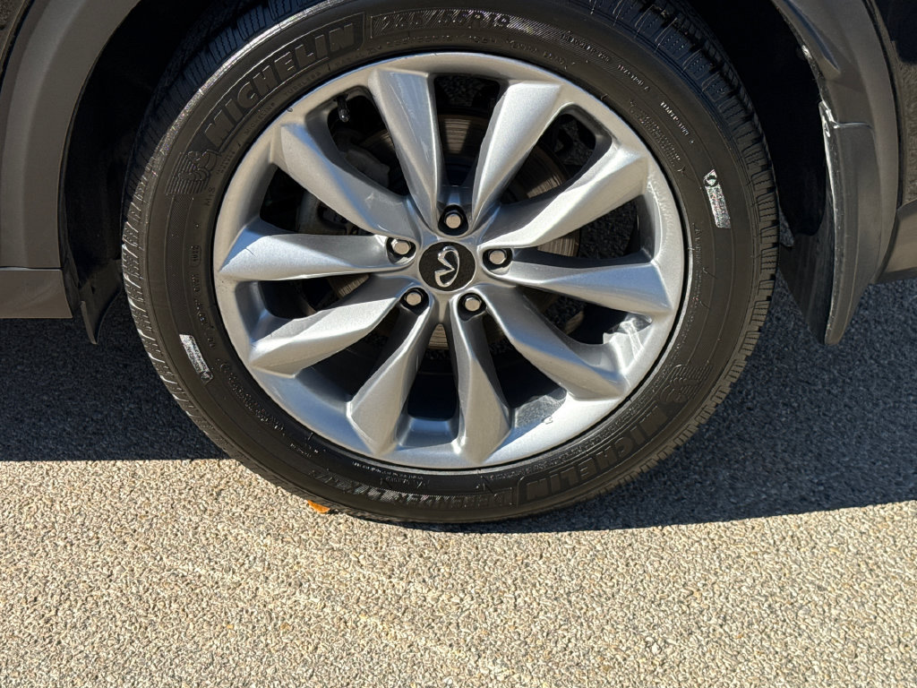 Used 2020 INFINITI QX50 Luxe FWD image 9