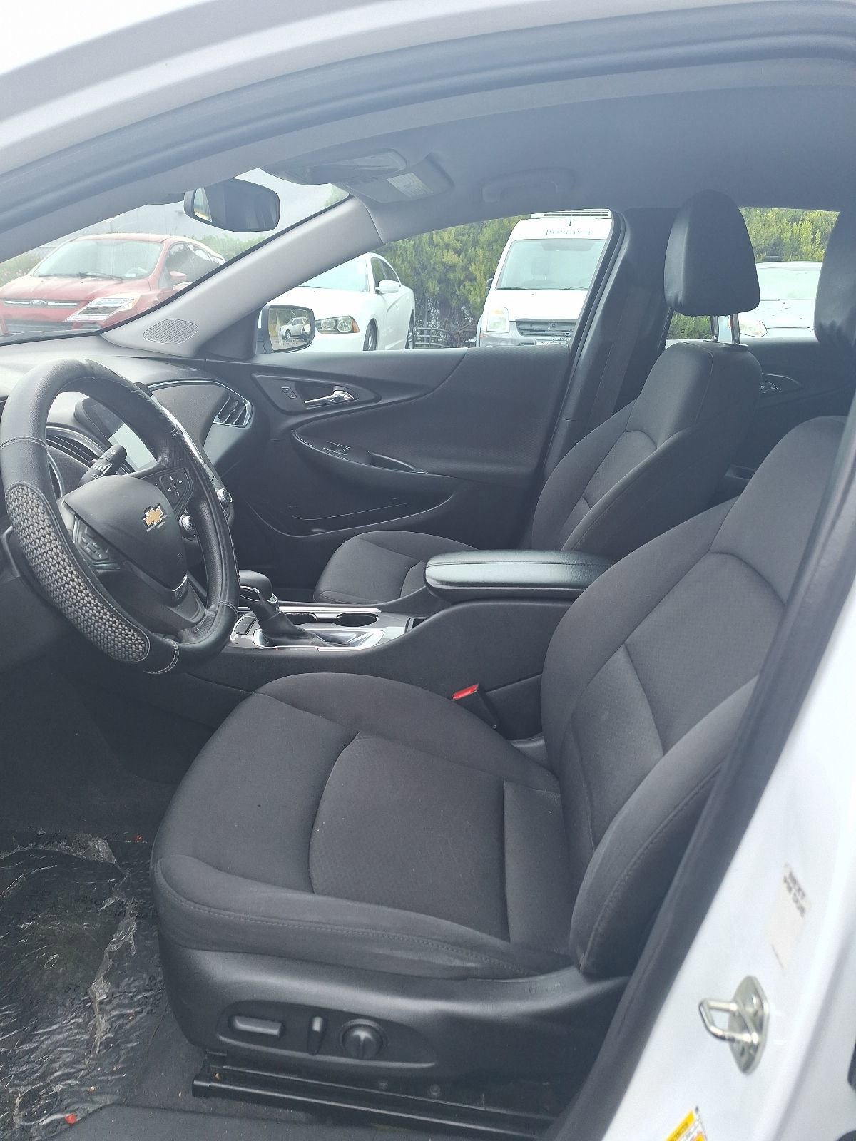 Used 2021 Chevrolet Malibu LT FWD image 8