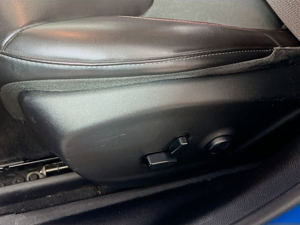 Used 2019 Jeep Cherokee Trailhawk image 17