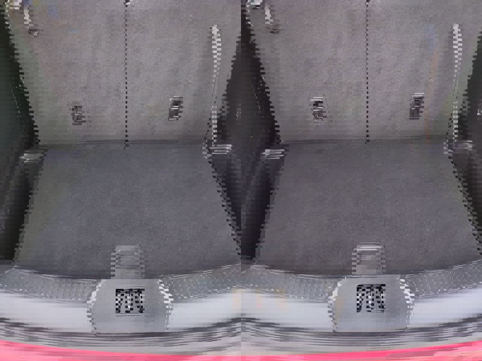 Used 2021 Ford Explorer XLT w/ Equipment Group 202A image 34