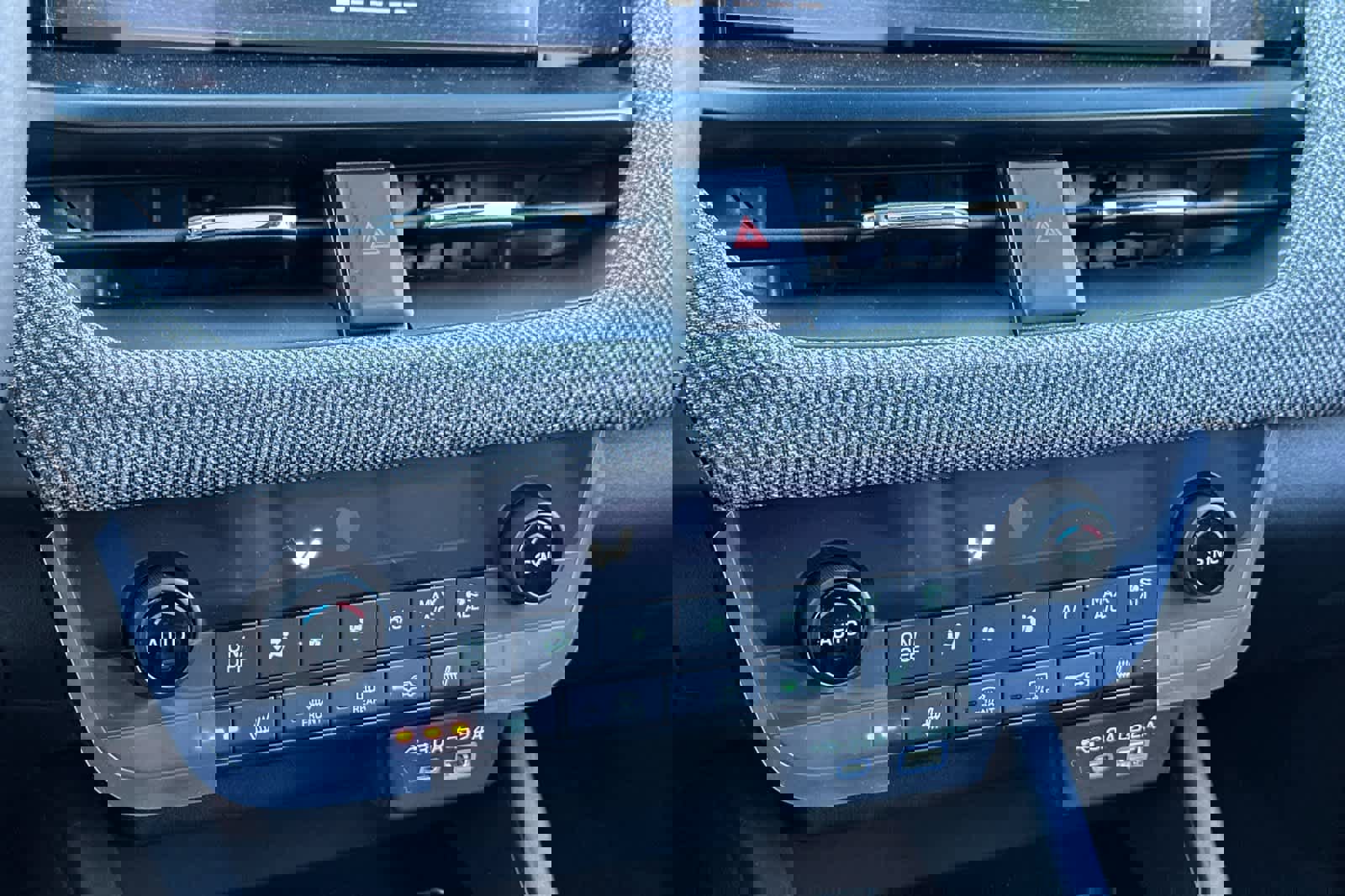 New 2026 Subaru Outback Limited XT w/ Premium/Limited Package 2 image 24