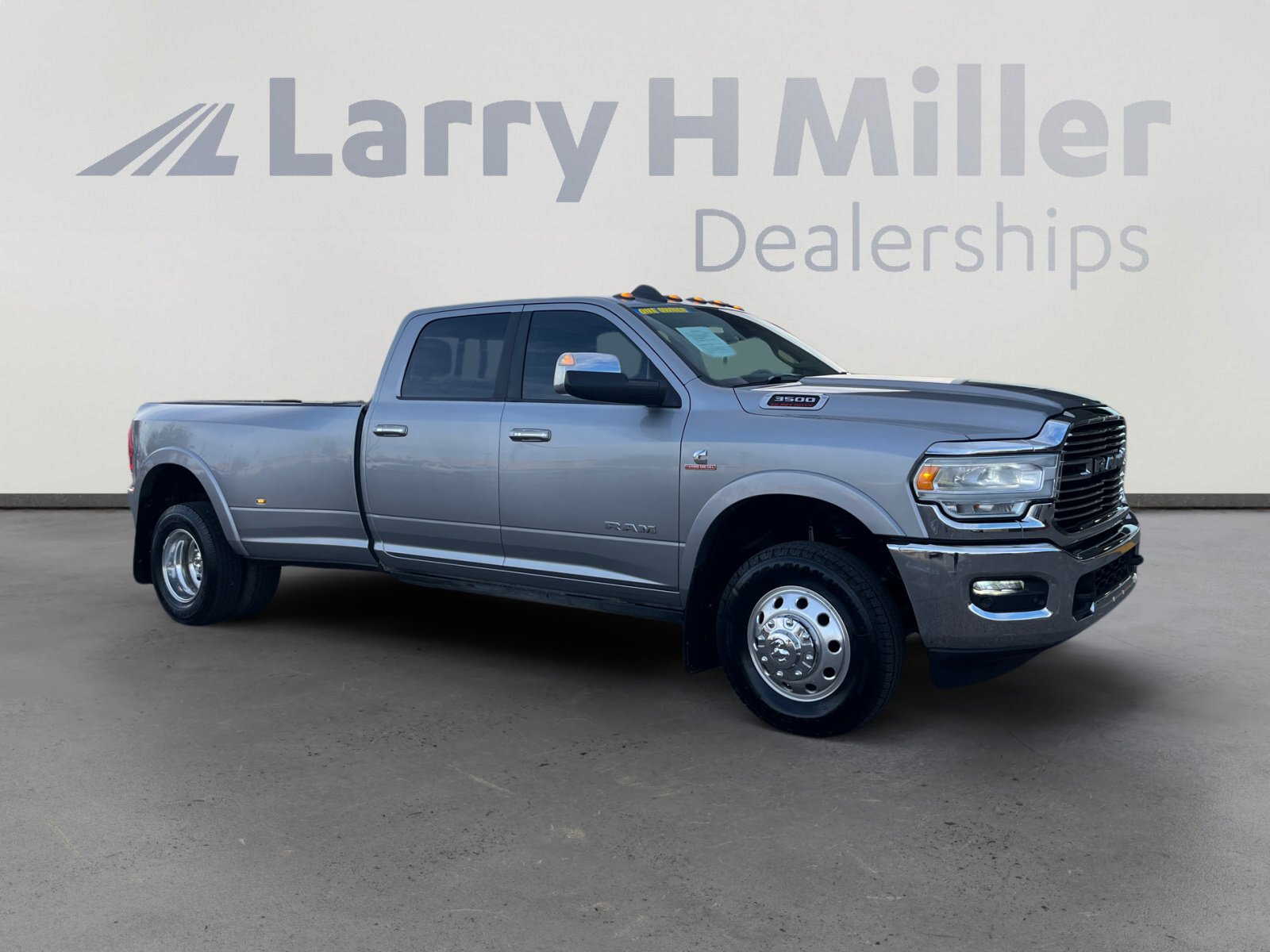 Used 2019 RAM 3500 Laramie image 7