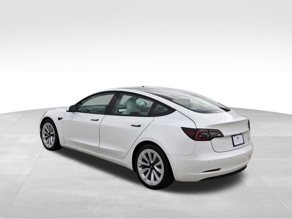 Used 2021 Tesla Model 3 Long Range AWD/4WD image 3
