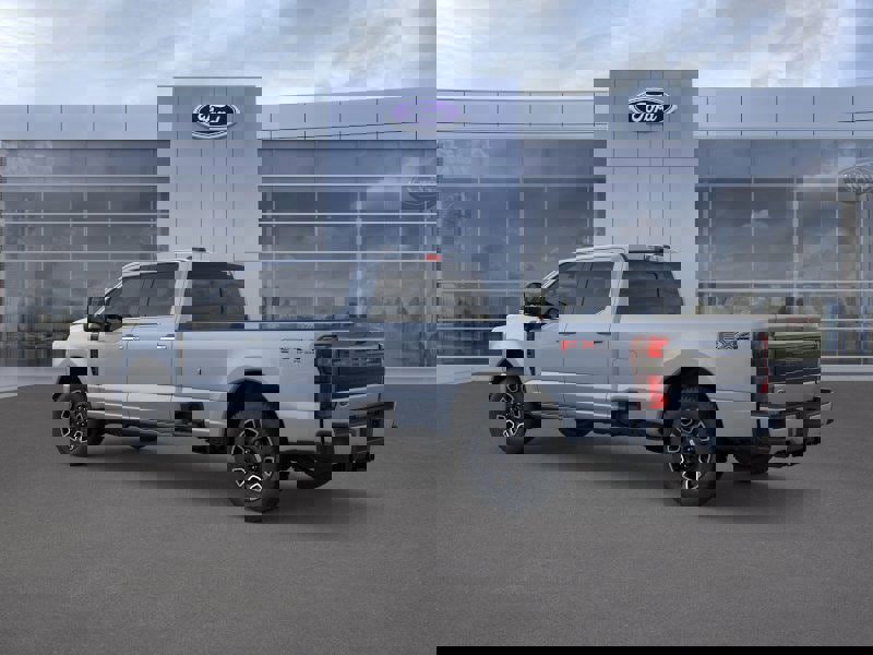New 2026 Ford F350 Platinum w/ FX4 Off-Road Package image 4
