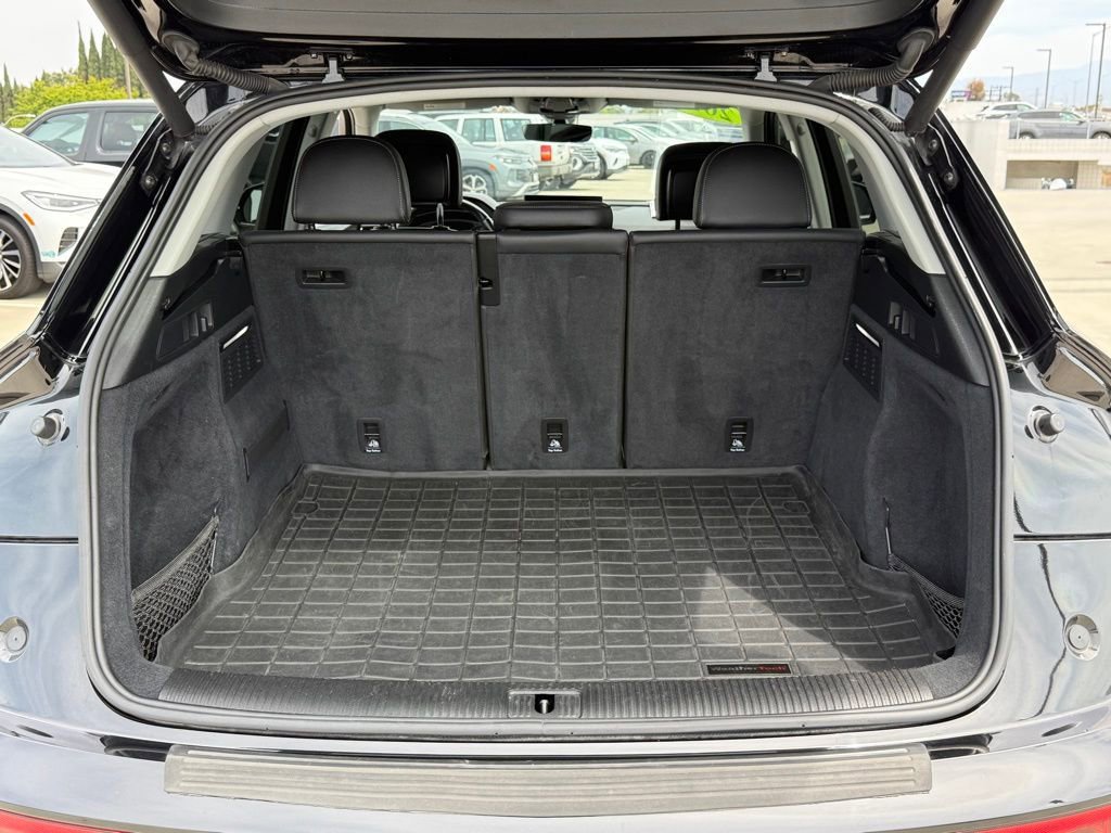 Used 2021 Audi Q5 2.0T Premium image 9