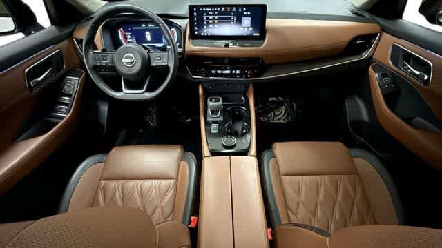 Used 2024 Nissan Rogue Platinum w/ Platinum Premium Package AWD/4WD image 4