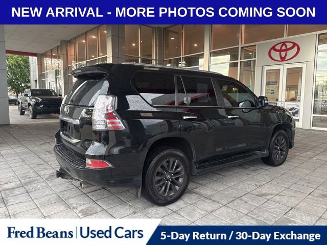Used 2020 Lexus GX 460 Premium w/ Premium Package AWD/4WD image 3