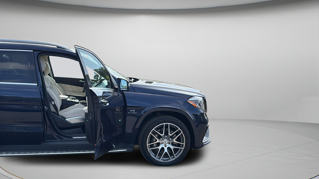 Used 2019 Mercedes-Benz GLS 63 AMG 4MATIC image 24