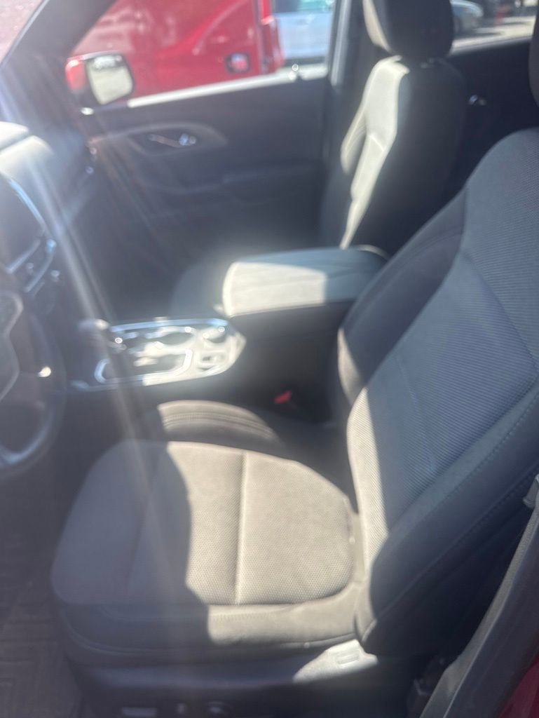 Used 2023 Chevrolet Traverse LT w/ LPO, Cargo Package AWD/4WD image 19