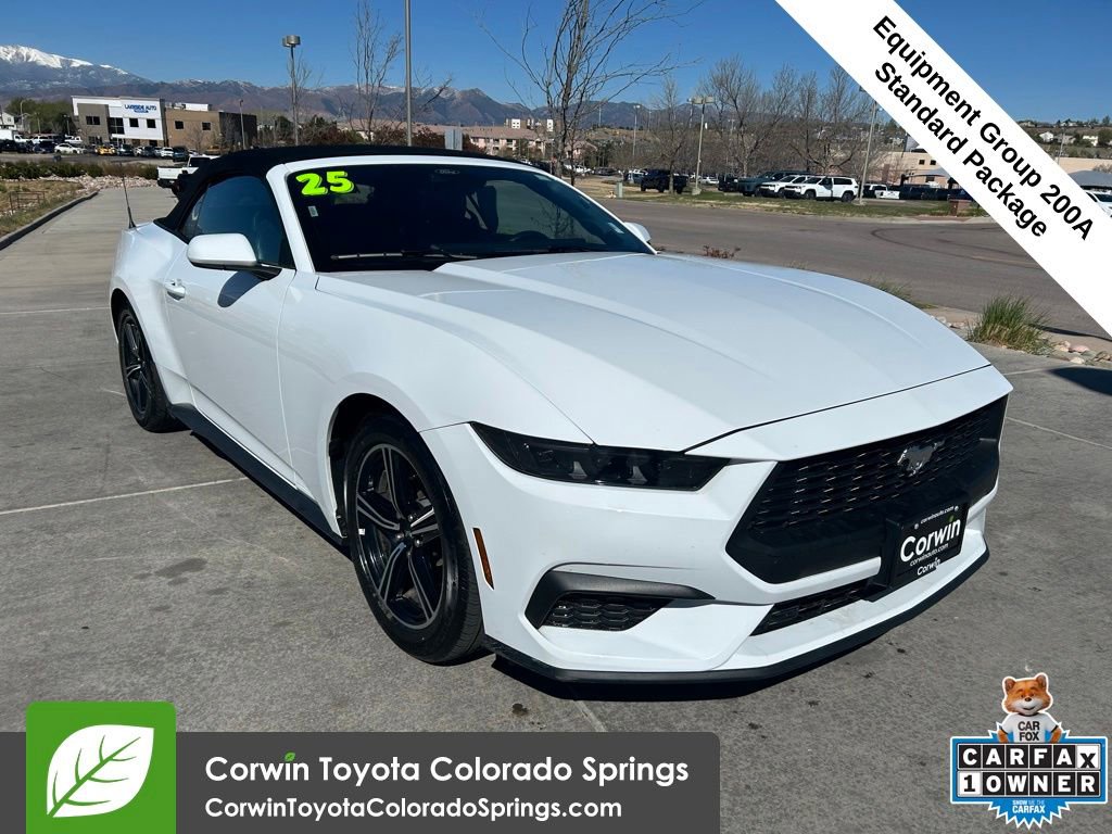 Used 2025 Ford Mustang Premium RWD image 1
