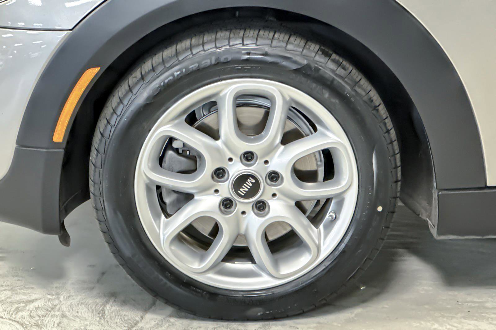 Used 2017 MINI Cooper S image 24