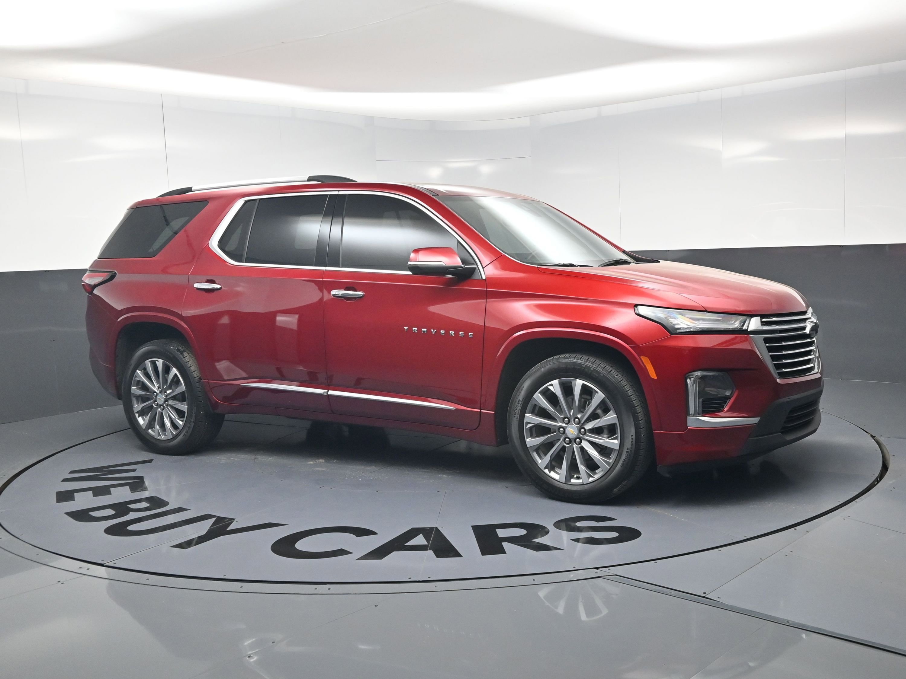 Used 2023 Chevrolet Traverse Premier w/ LPO, Floor Liner Package image 2