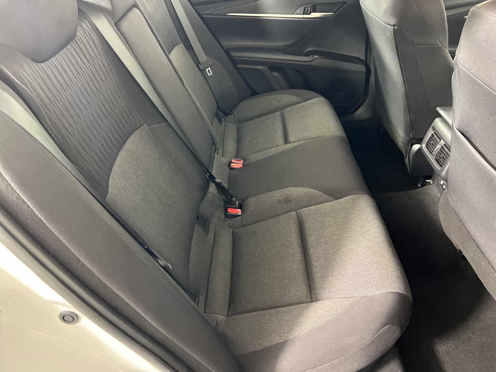 Used 2025 Toyota Camry LE FWD image 14