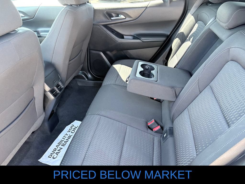 Used 2025 Chevrolet Equinox LT FWD image 8