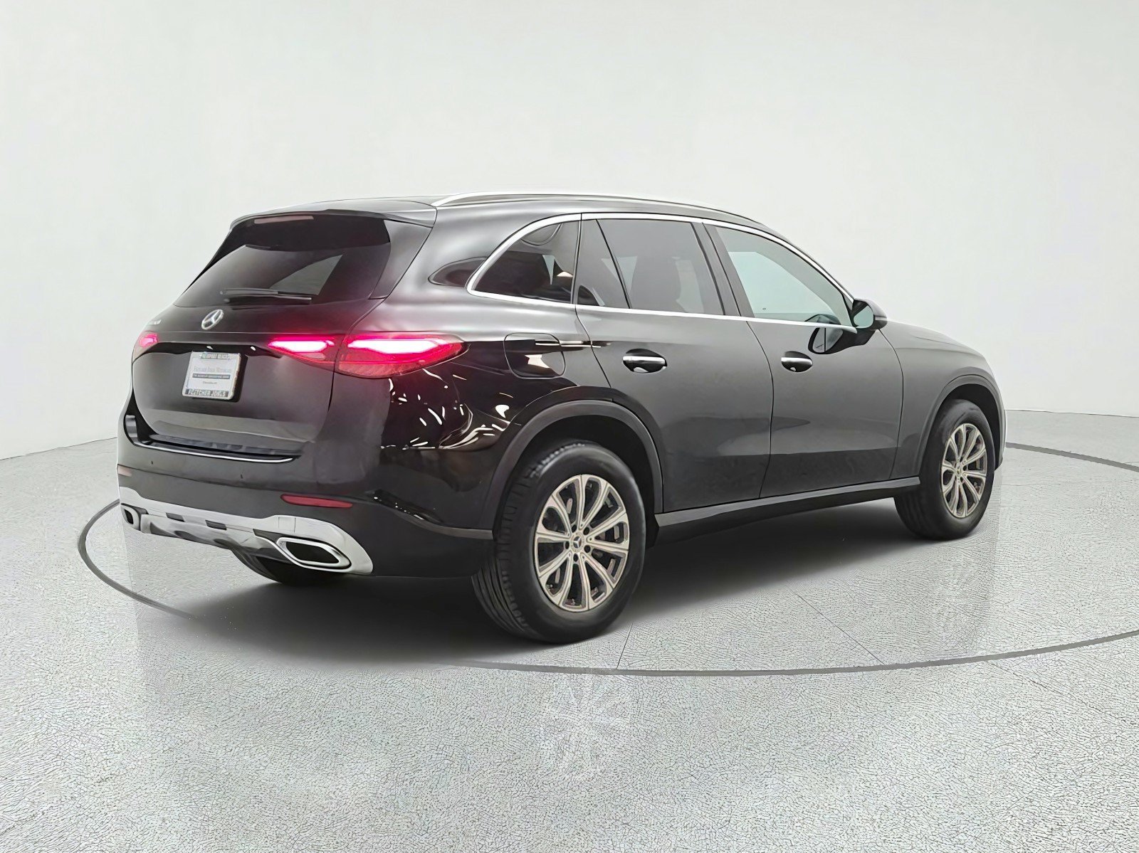 Certified 2026 Mercedes-Benz GLC 300 image 5