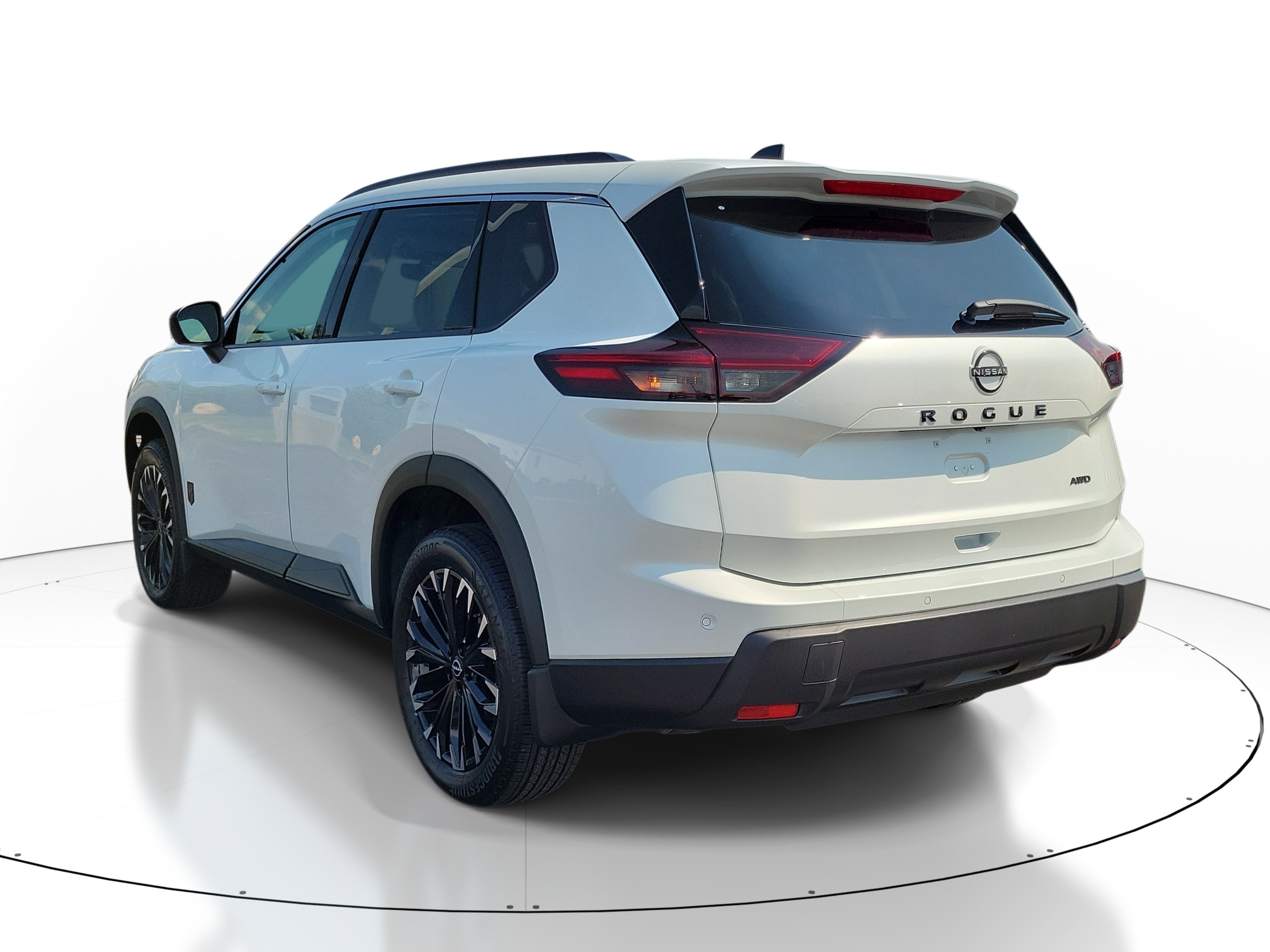 New 2026 Nissan Rogue Dark Armor AWD/4WD image 3